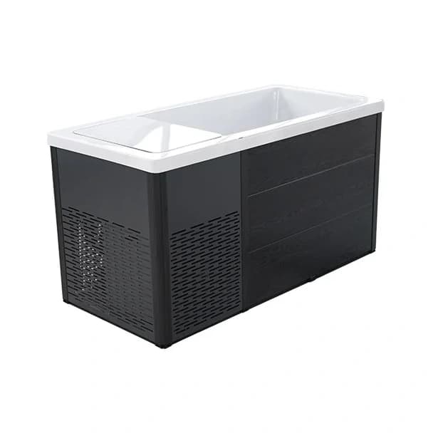 Bellagio Vastera Vinterköld cold plunge, official three-quarter product view