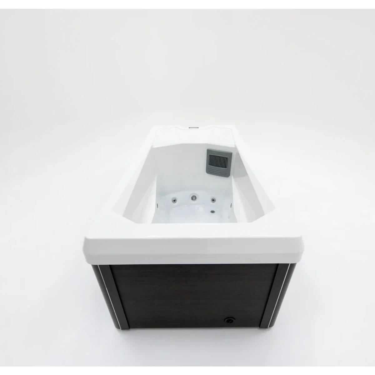 Front view into the open Chill Tubs Pro acrylic basin