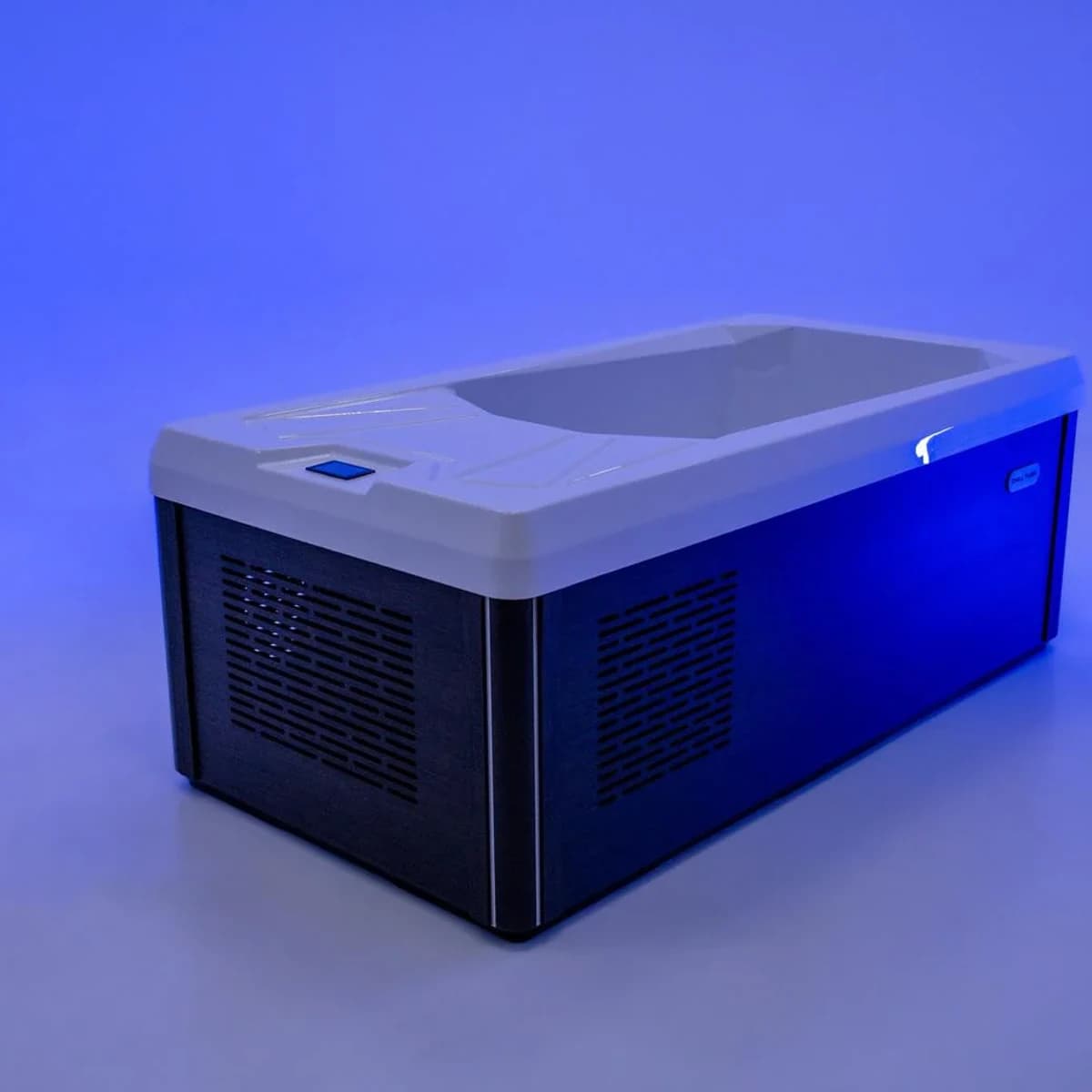 Chill Tubs Pro open in blue studio light