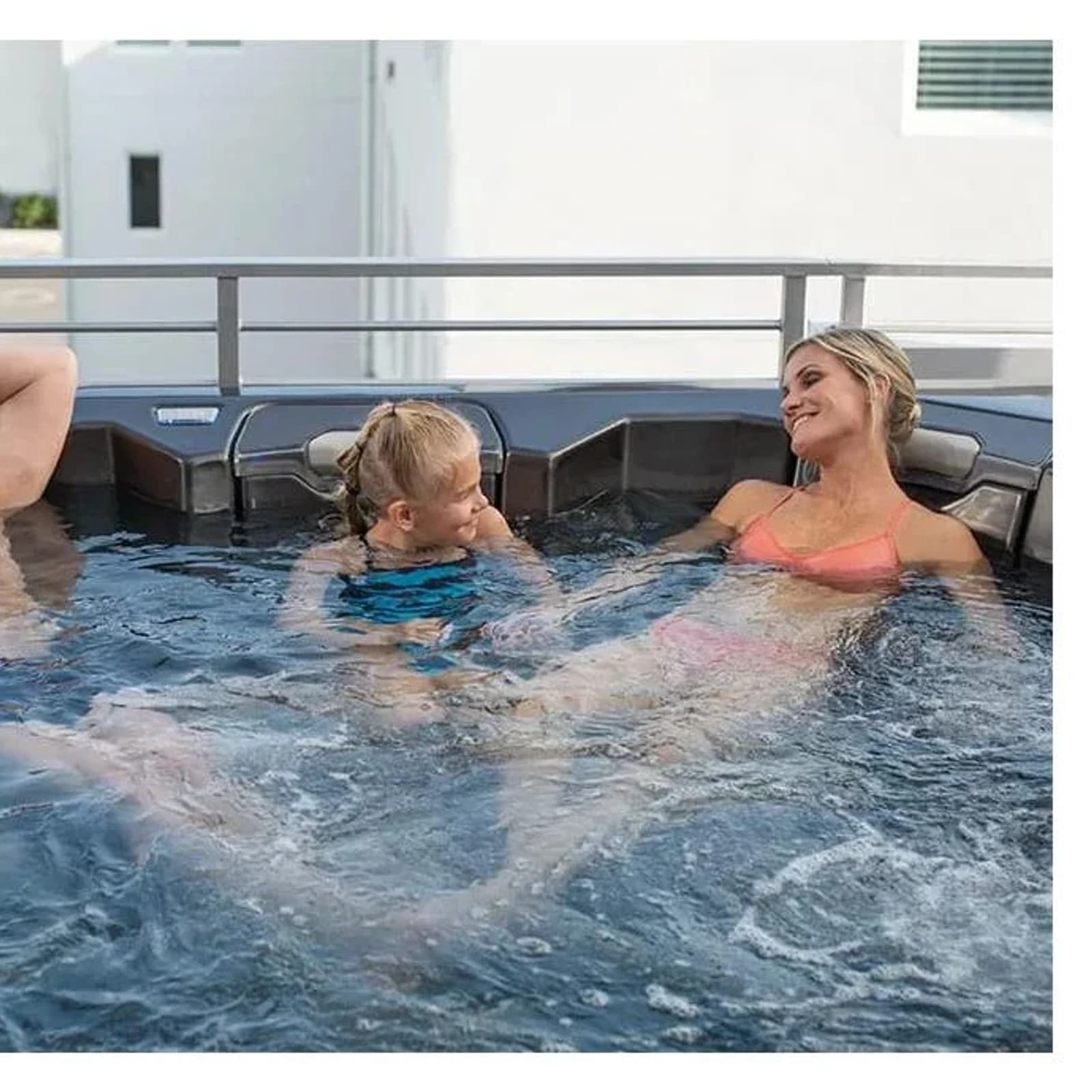 Bullfrog Spas A8 Special Edition, official product view 6
