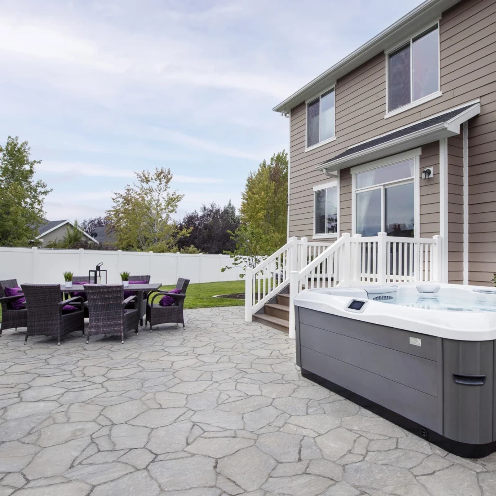 Bullfrog Spas X8, official product view 16