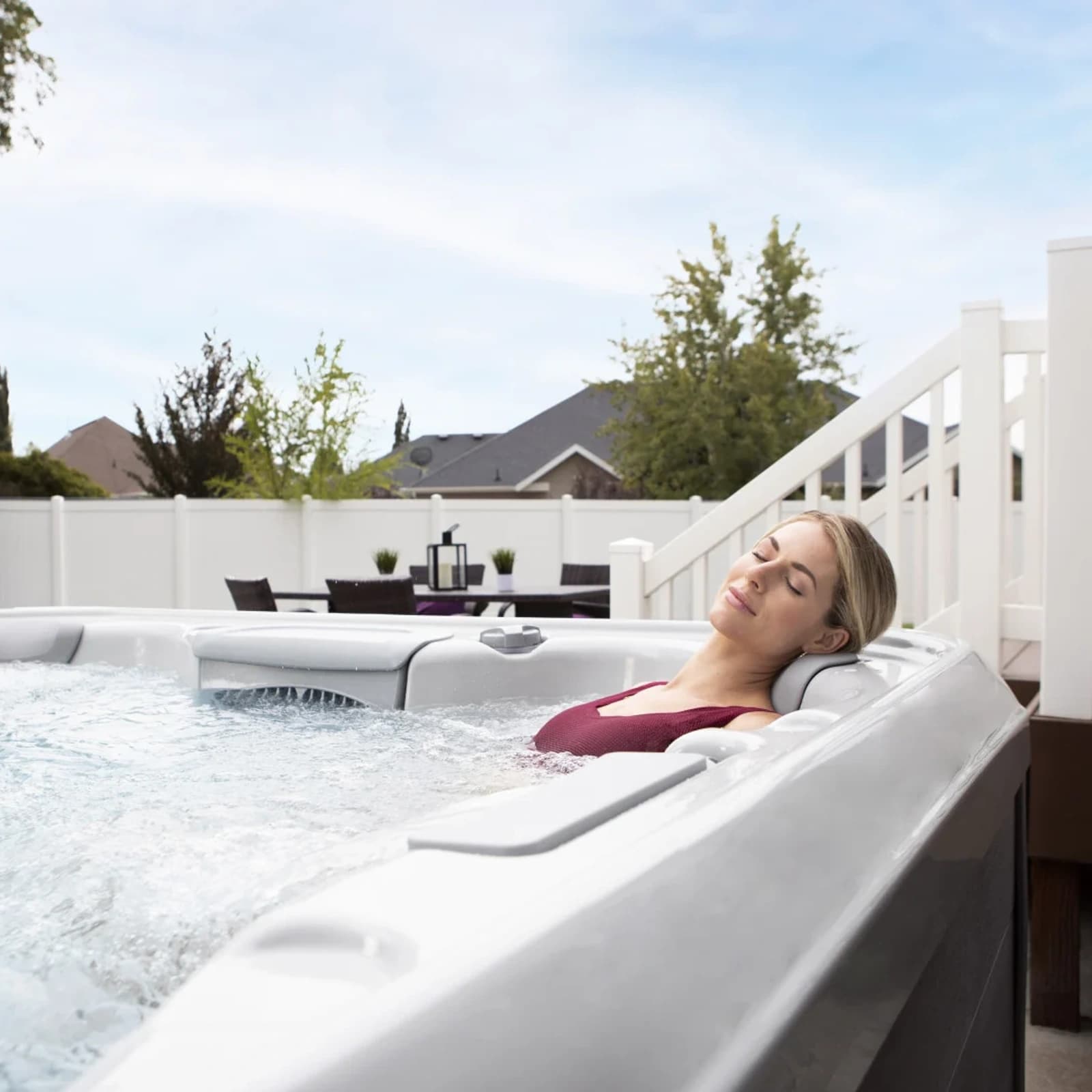 Bullfrog Spas X8, official product view 17