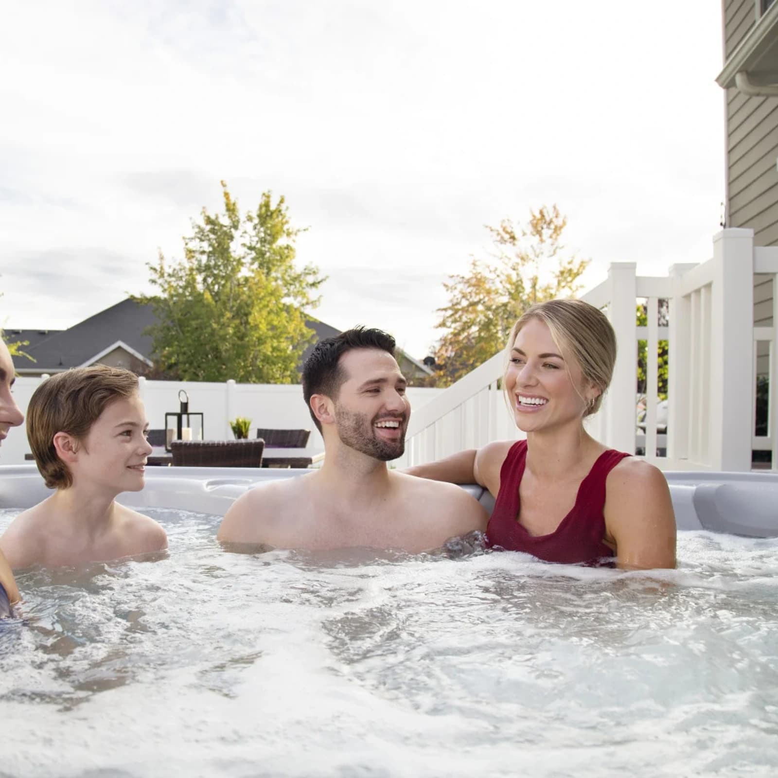 Bullfrog Spas X8, official product view 20