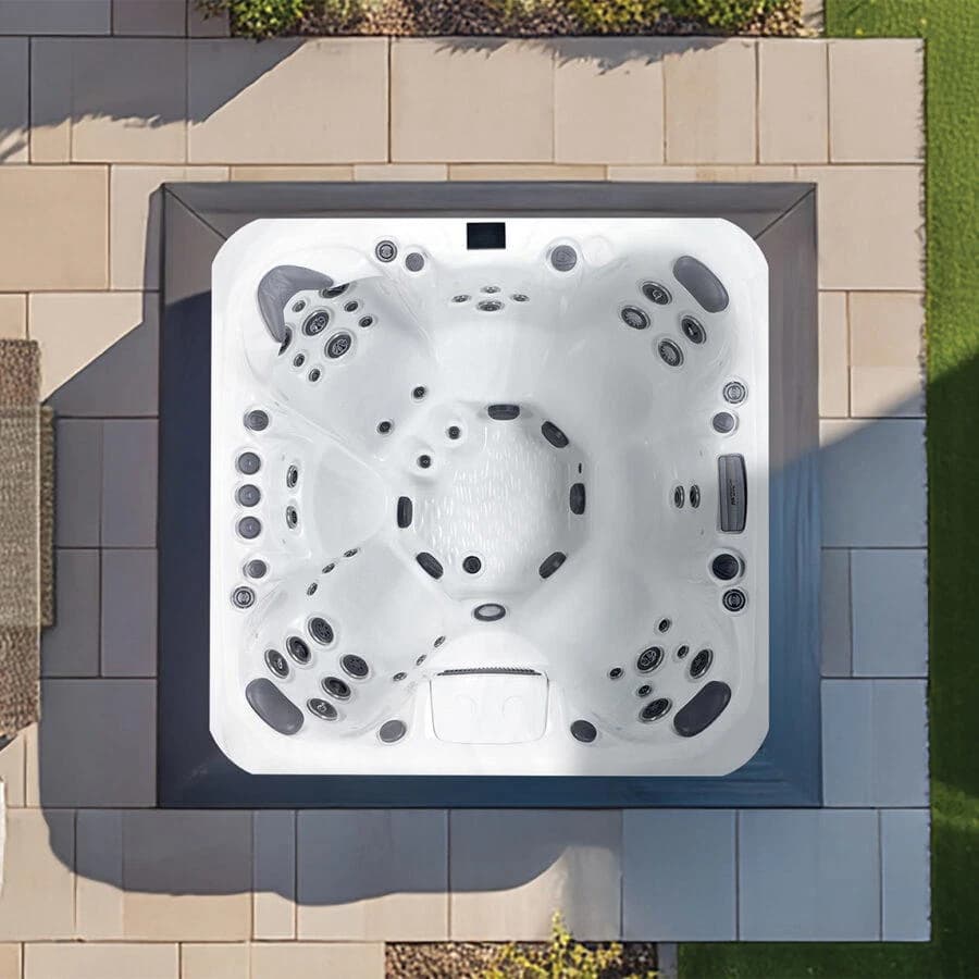 Platinum Spas Colombo Hot Tub, official manufacturer product photo 1 of 13