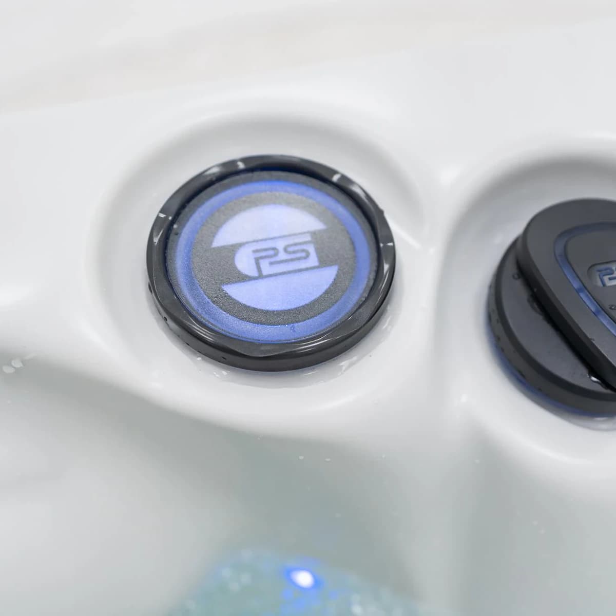 Platinum Spas Florence Hot Tub, official manufacturer product photo 9 of 28