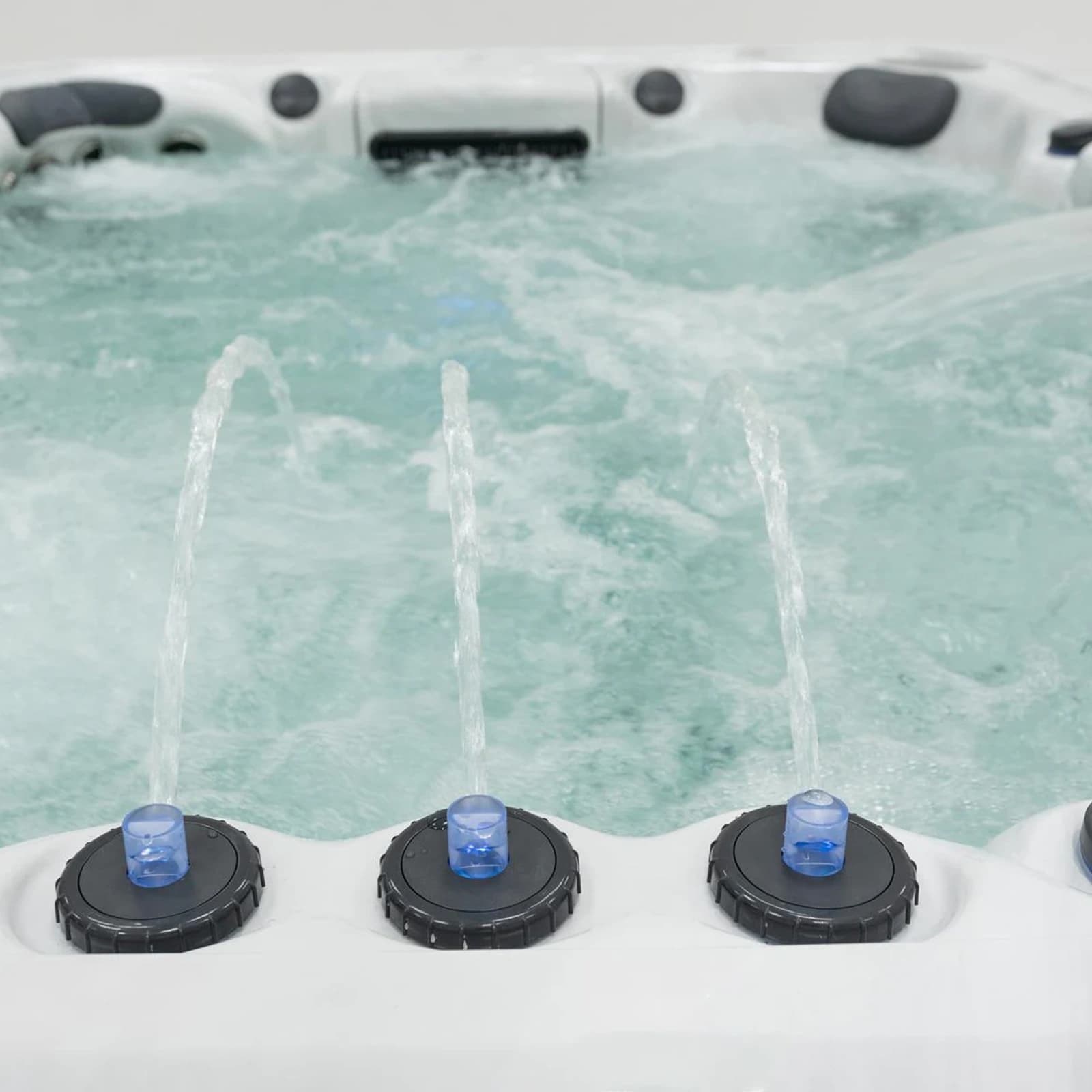 Platinum Spas Maximus Hot Tub, official manufacturer product photo 7 of 17