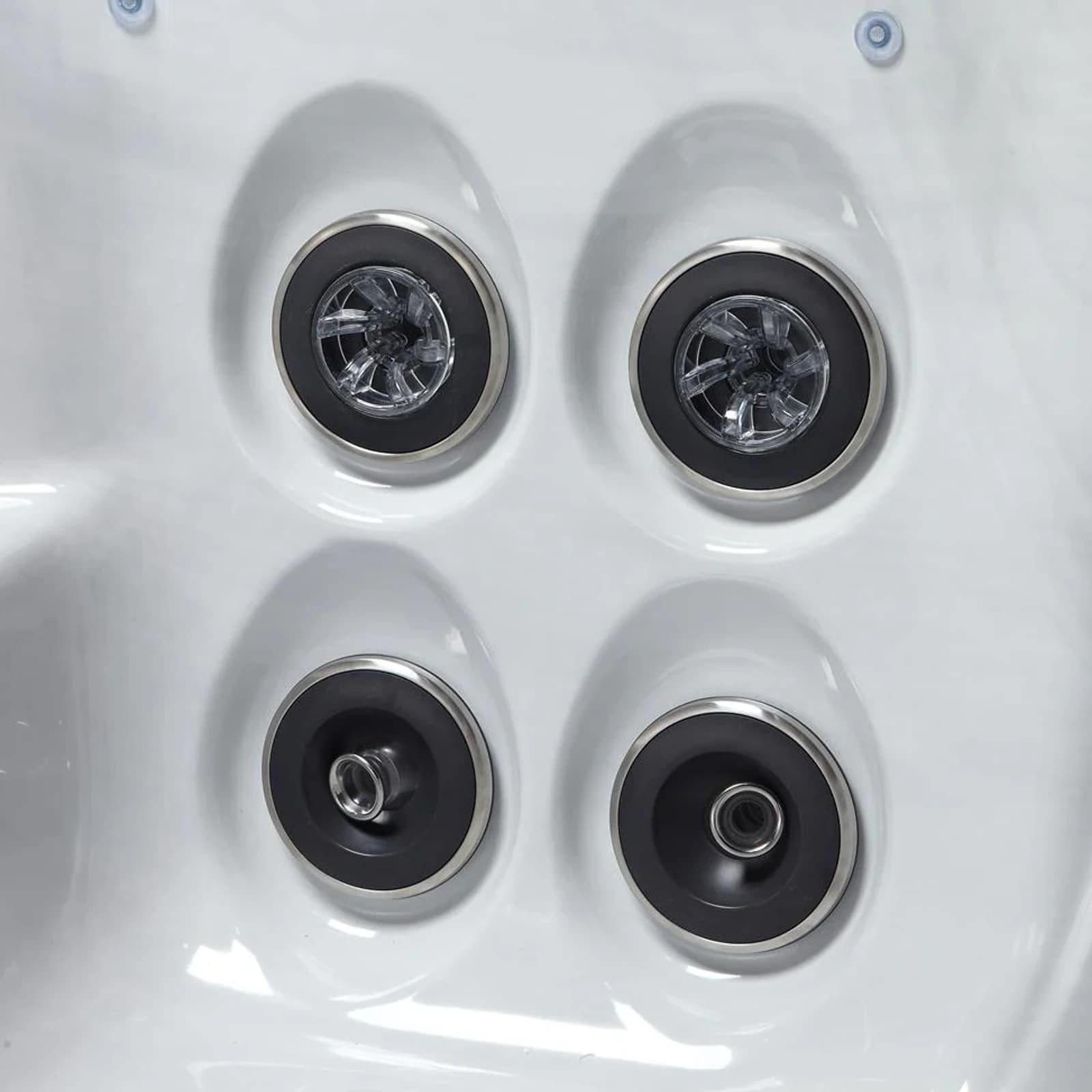 Platinum Spas Maximus Hot Tub, official manufacturer product photo 15 of 17