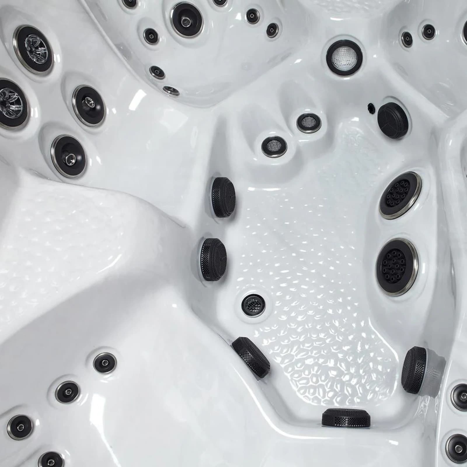 Platinum Spas Maximus Hot Tub, official manufacturer product photo 16 of 17