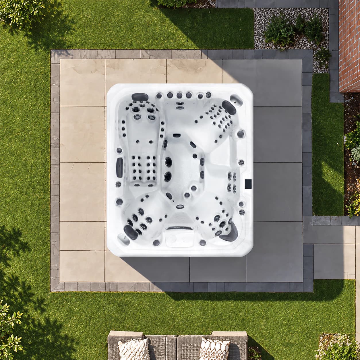 Platinum Spas Maximus Hot Tub, official manufacturer product photo 1 of 17
