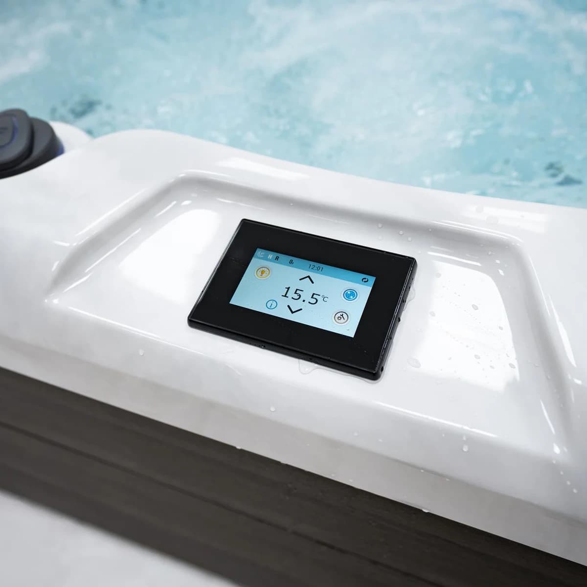 Platinum Spas Oslo Hot Tub, official manufacturer product photo 18 of 36