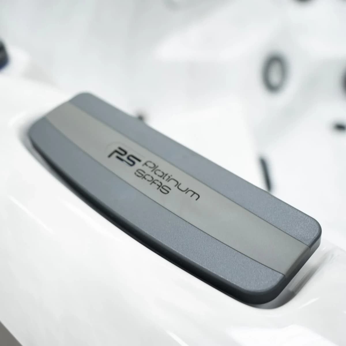 Platinum Spas Oslo Hot Tub, official manufacturer product photo 33 of 36