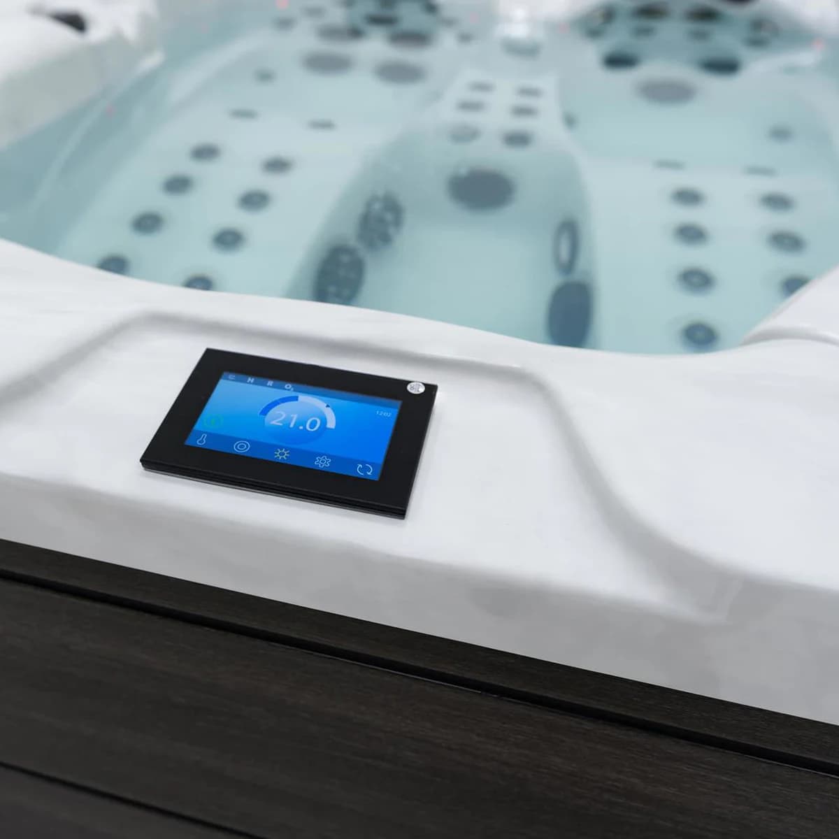 Platinum Spas Topaz Hot Tub, official manufacturer product photo 8 of 21
