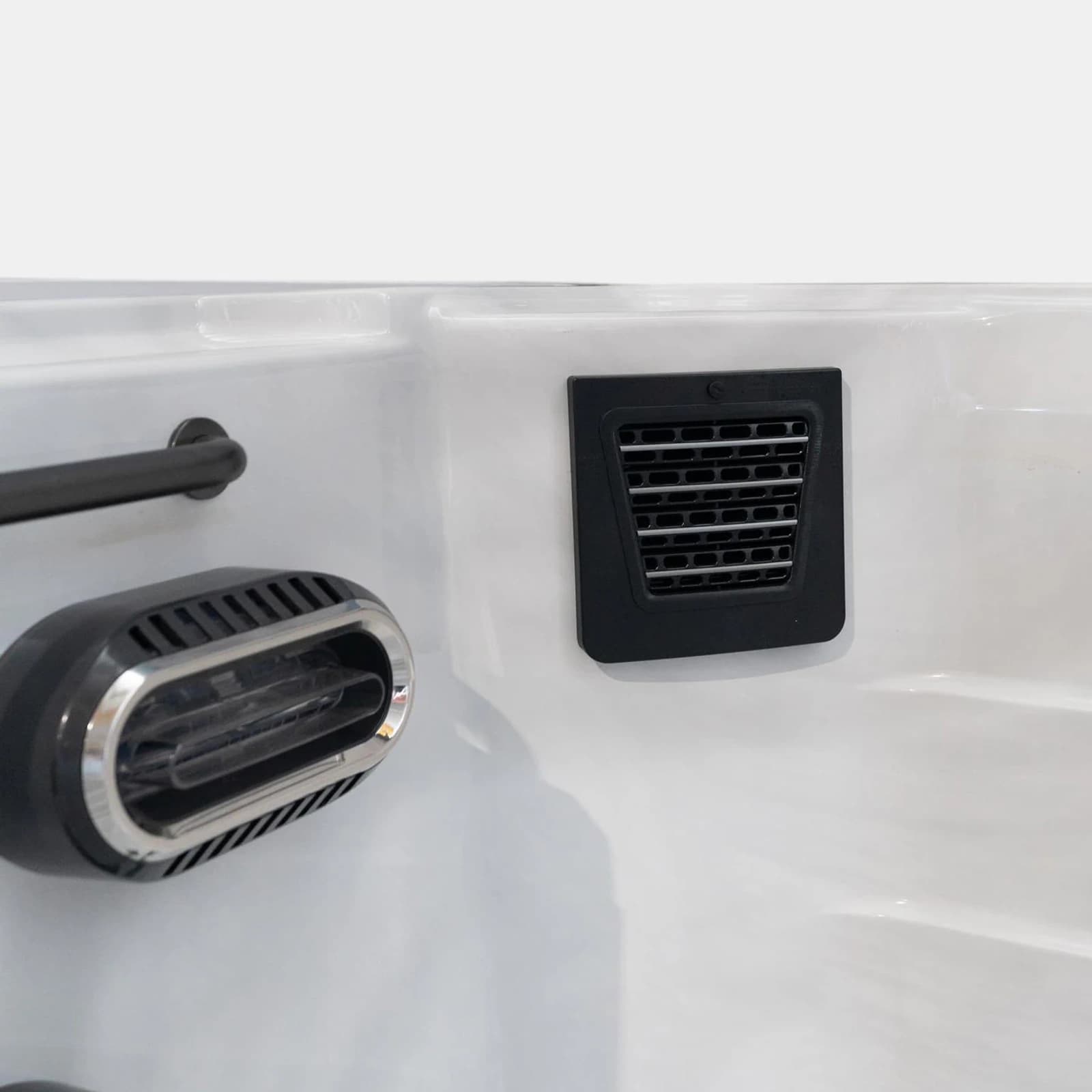 Platinum Spas Chronos, official manufacturer product photo 9 of 16