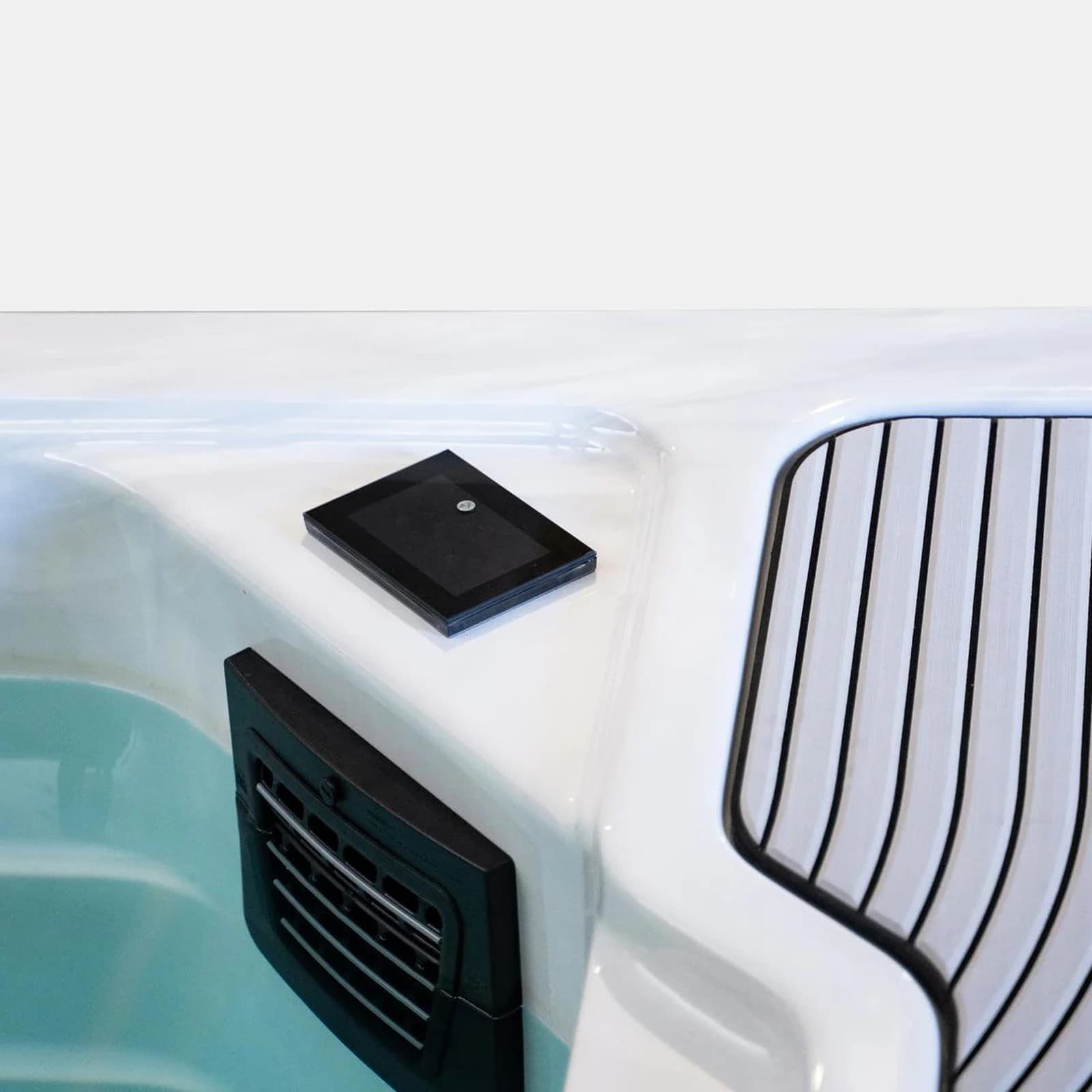 Platinum Spas Chronos, official manufacturer product photo 2 of 16
