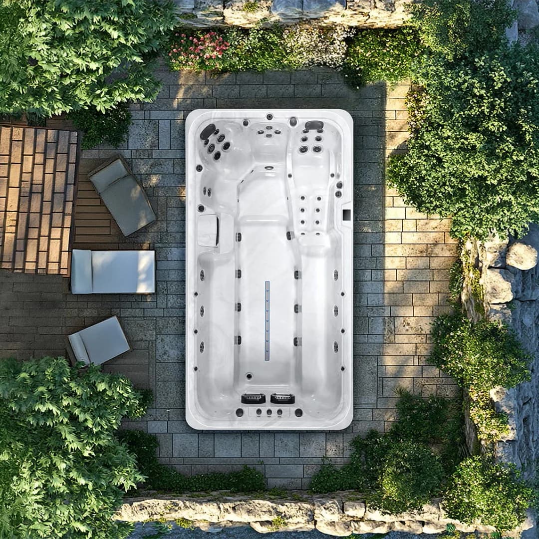 Platinum Spas Titan, official manufacturer product photo 1 of 17