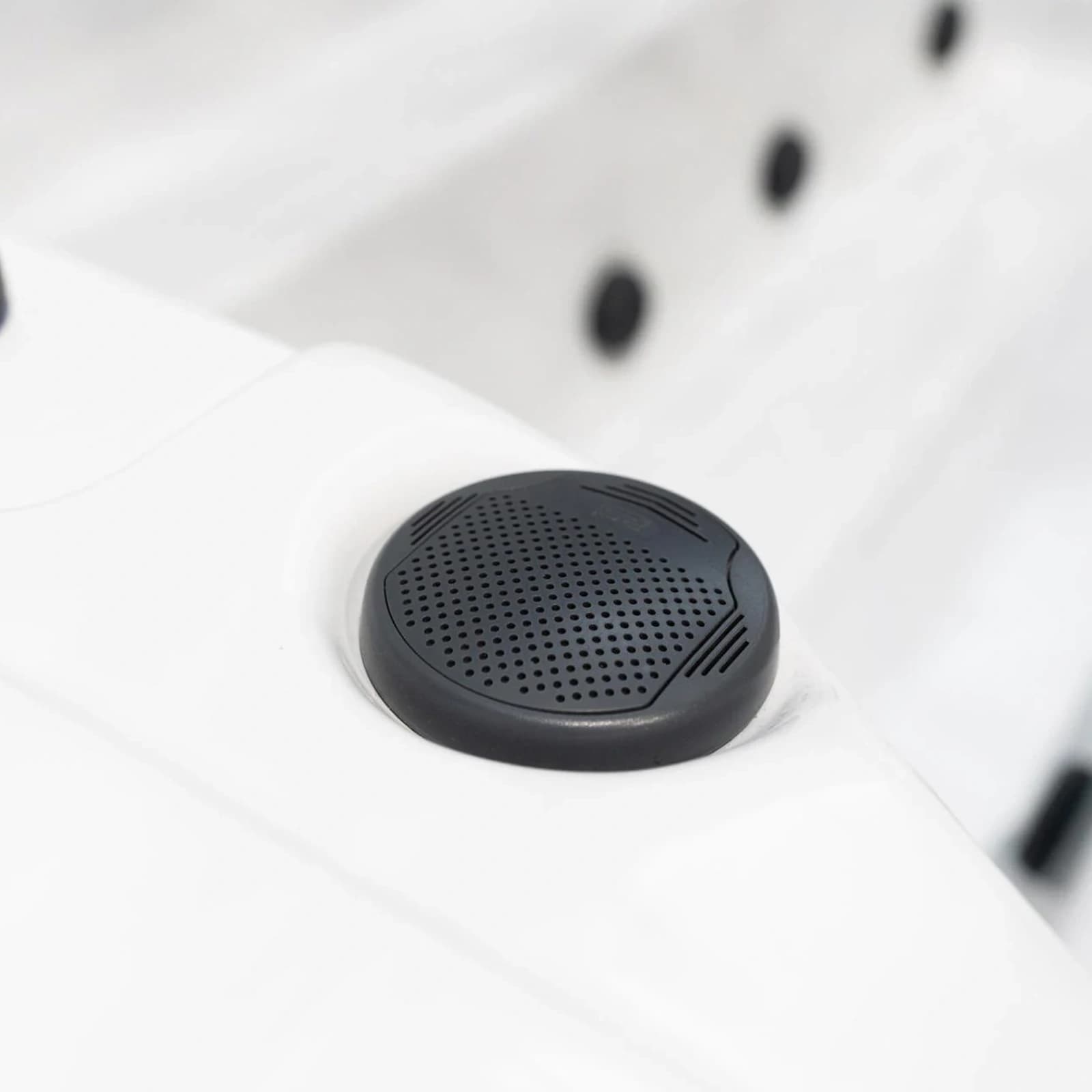 Platinum Spas Titan, official manufacturer product photo 10 of 17