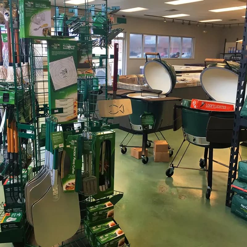 Outdoor living displays inside the Southern Leisure Arlington showroom