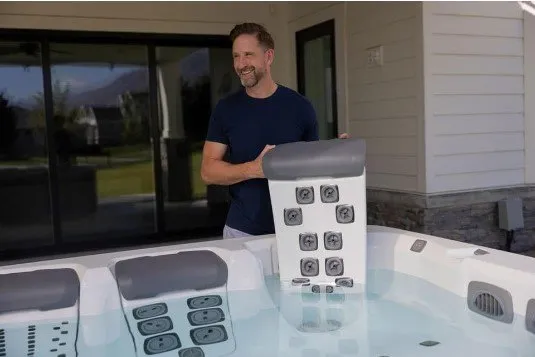 Bullfrog Spas Model A7 (Limited Availability)