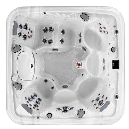 Marquis Spas The Crown Epic Hot Tub